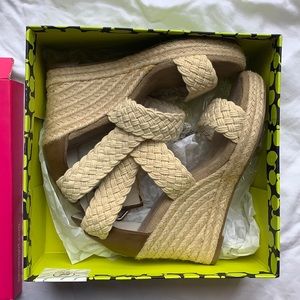 Cream wedges, super cute. Brand new. Strappy and flattering. Smoke free home.